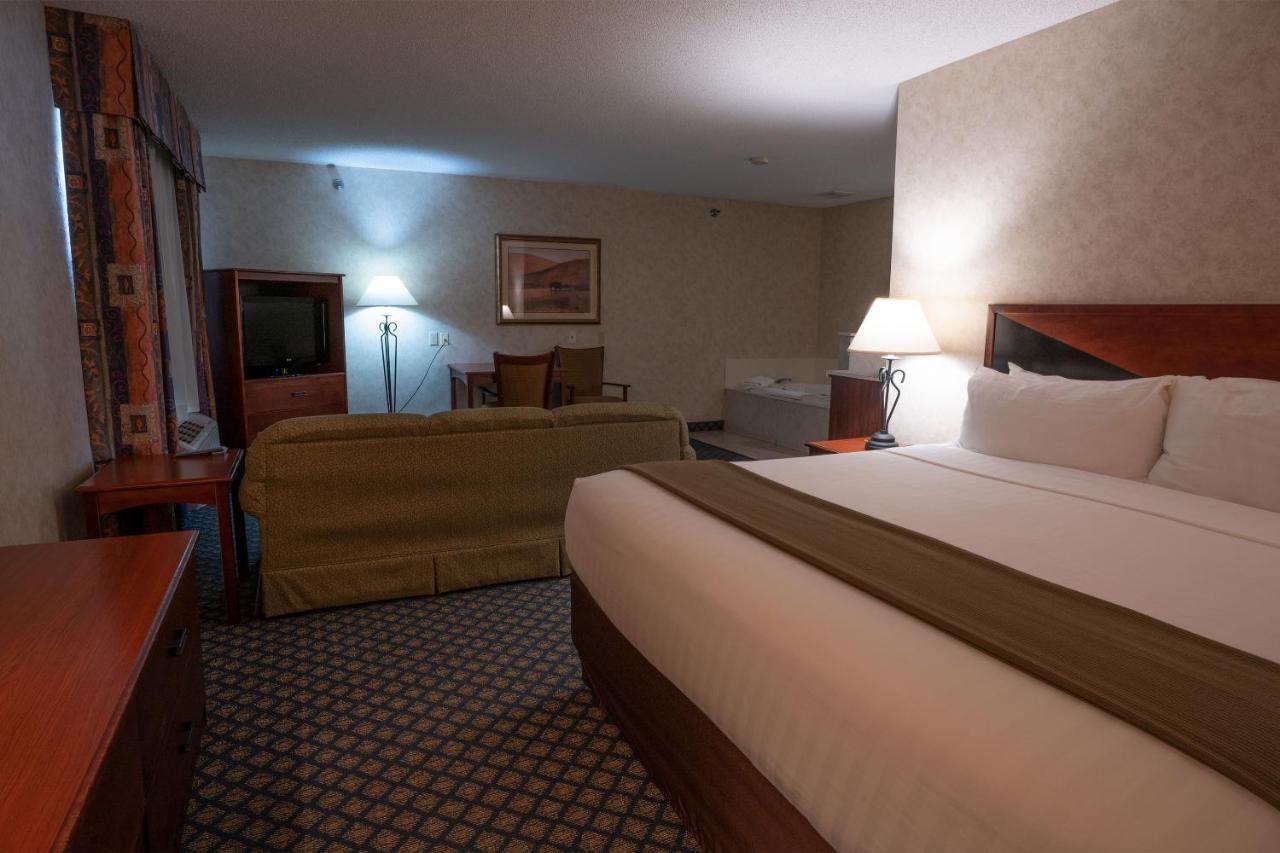 Miles City Hotel & Suites Exterior photo